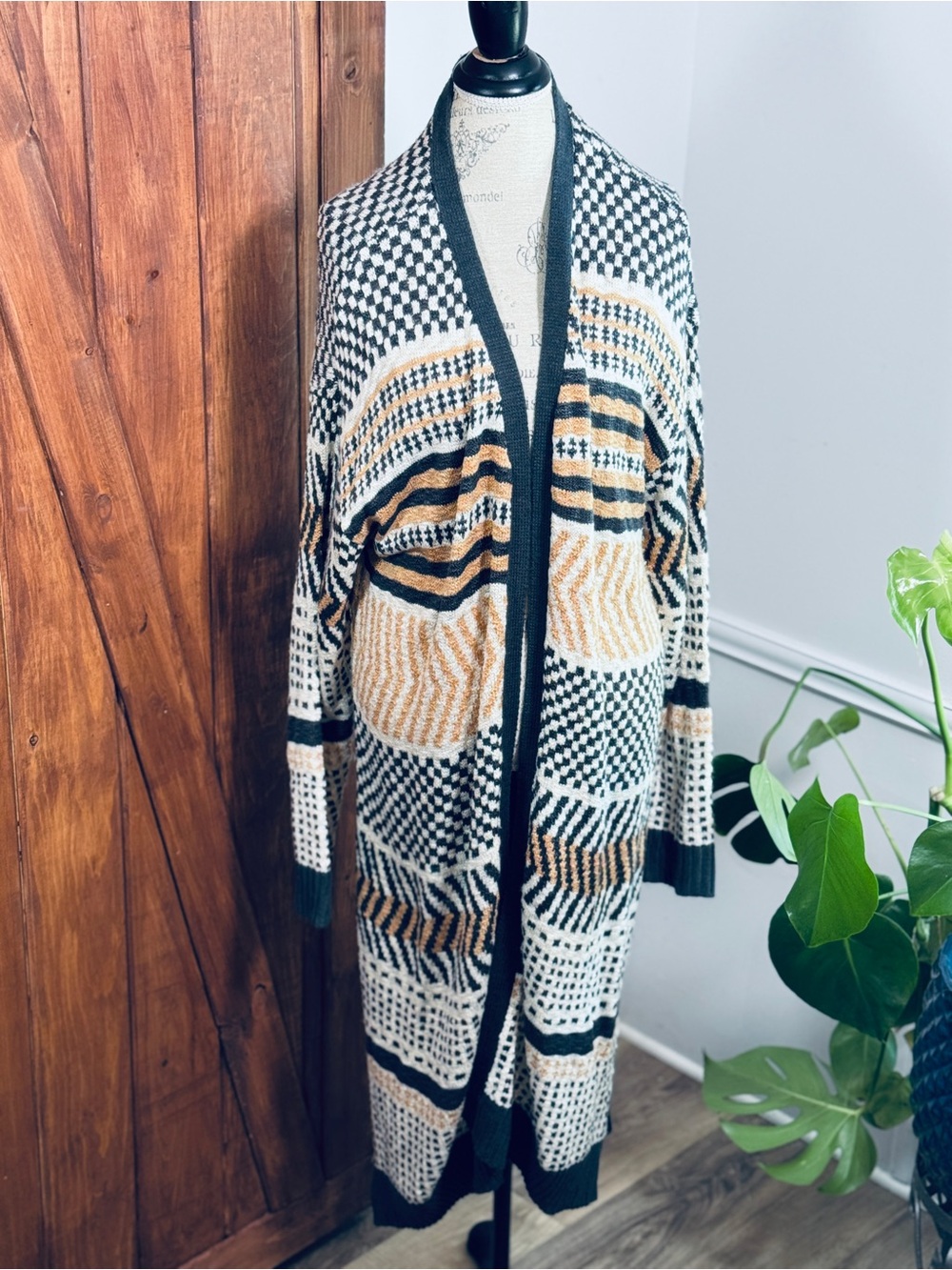 Marled Long Open-Front Geometric Knit Cardigan - Black, Cream & Tan